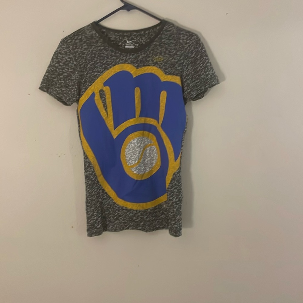 Women’s Brewers tshirt
